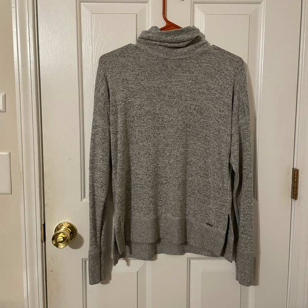 Abercrombie & Fitch Grey Turtleneck